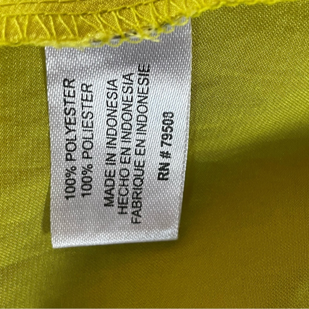 Violet and Claire Chartreuse peasant blouse w/elastic neckline, hem, sleeves. - Picture 2 of 10